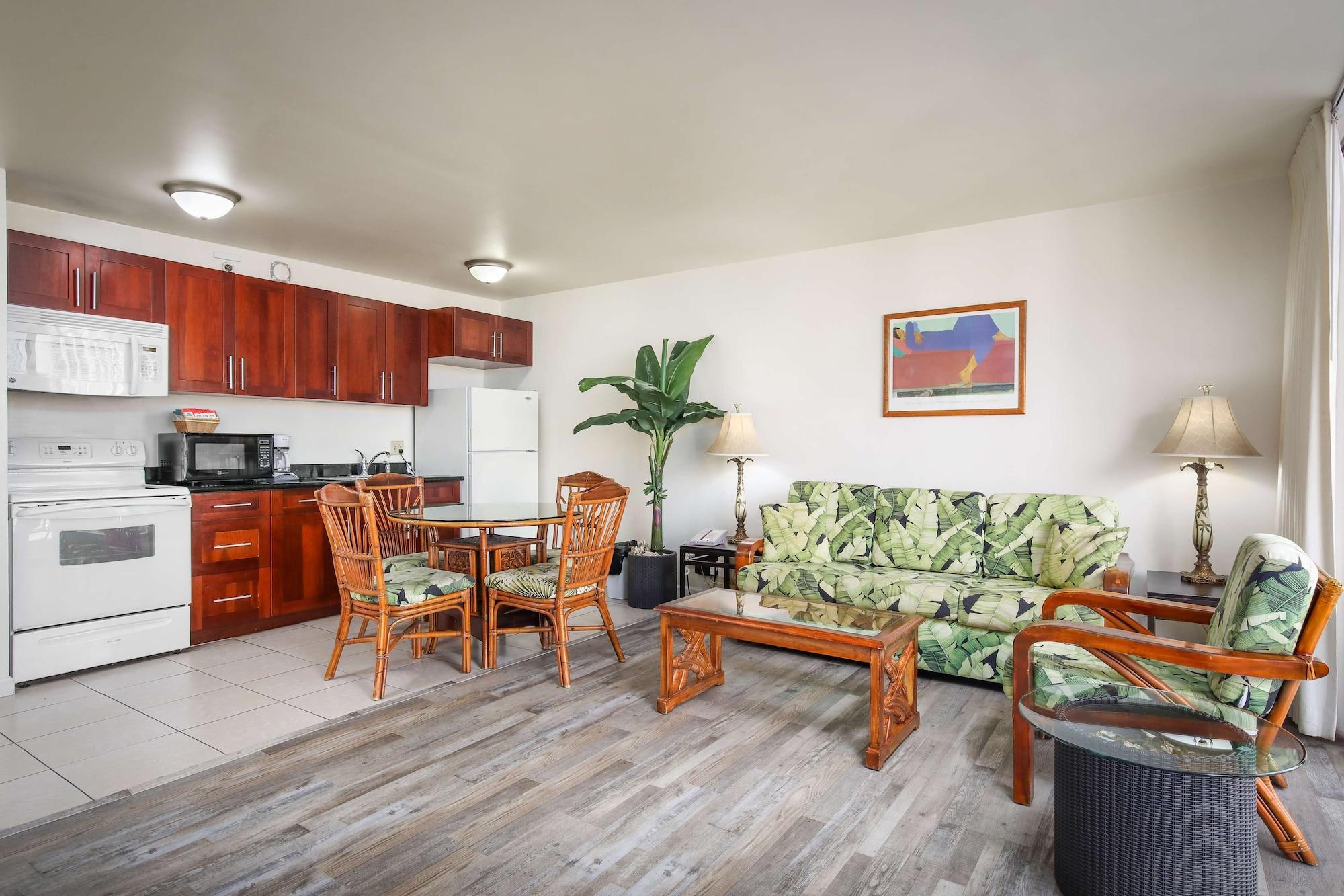Aparthotel Aston At The Waikiki Banyan Honolulu Esterno foto
